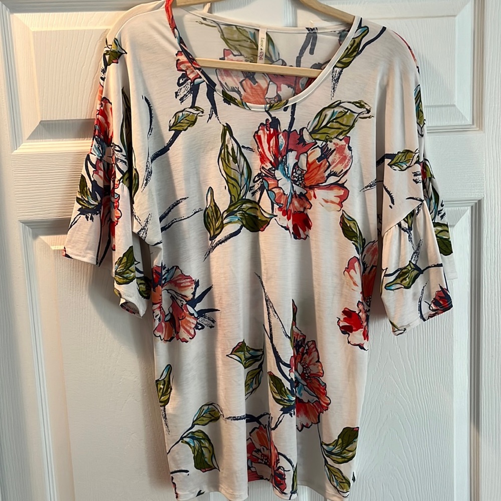 Ruffle Sleeve Floral Blouse